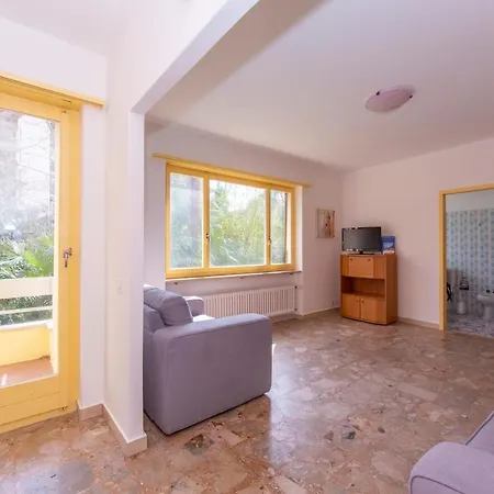 Casa Lux Minusio
